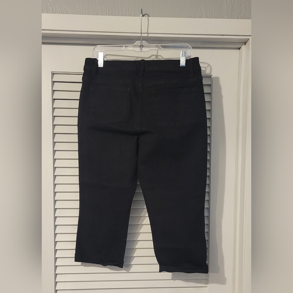 Time and Tru Women's Black Ankle Jeans - Picture 2 of 4